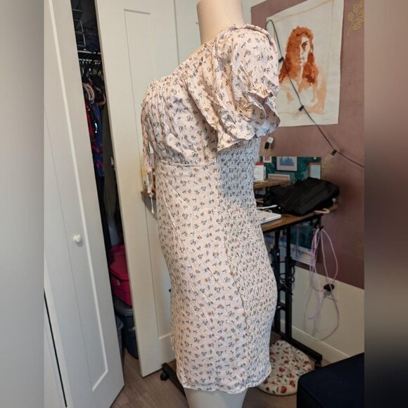 Cottagecore Floral Ruffle Sleeve - Picture 2 of 12